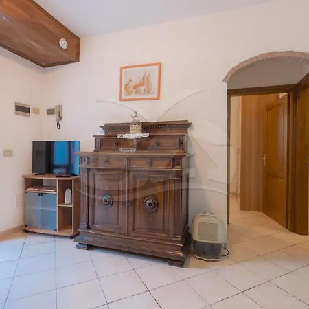 아파트 La Casina A Schiopparello - Goelba 포르토페라이오