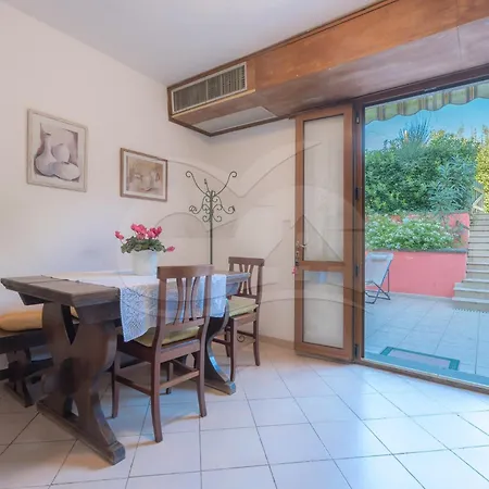 아파트 La Casina A Schiopparello - Goelba 포르토페라이오