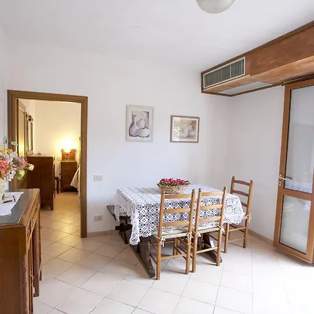 La Casina A Schiopparello - Goelba Apartment