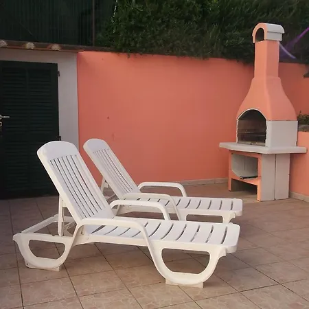 Apartment La Casina A Schiopparello - Goelba Portoferraio